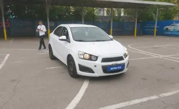 Chevrolet Aveo 2013 года за 3 000 000 тг. в Алматы фото 2