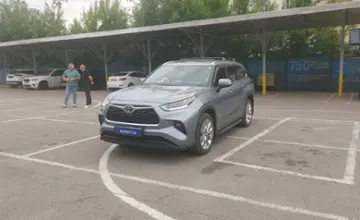 Toyota Highlander 2020 года за 20 000 000 тг. в Алматы фото 1
