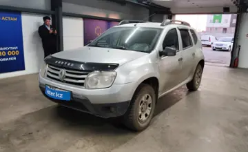 Renault Duster 2015 года за 2 900 000 тг. в Астана фото 1
