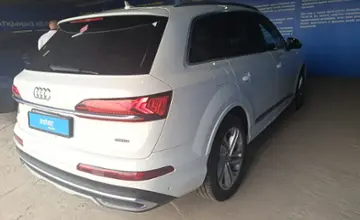 Audi Q7 2021 года за 30 000 000 тг. в Алматы
