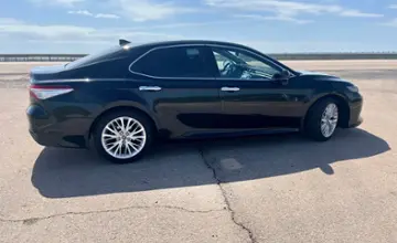 Toyota Camry 2018 года за 13 800 000 тг. в Павлодар фото 3