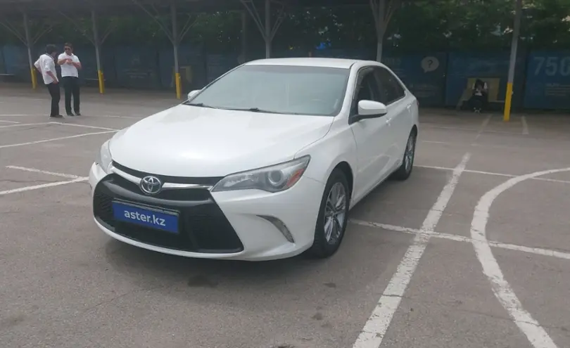 Toyota Camry 2015 года за 8 000 000 тг. в Алматы