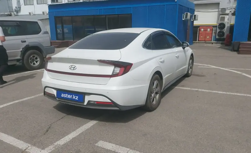 Hyundai Sonata 2022 года за 10 500 000 тг. в Алматы фото 3