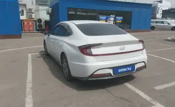 Hyundai Sonata 2022 года за 10 500 000 тг. в Алматы фото 4