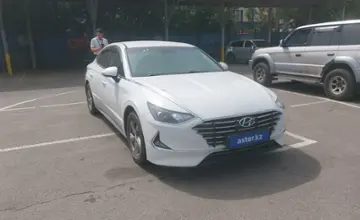 Hyundai Sonata 2022 года за 10 500 000 тг. в Алматы фото 2