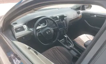 Volkswagen Jetta 2015 года за 6 000 000 тг. в Алматы фото 5