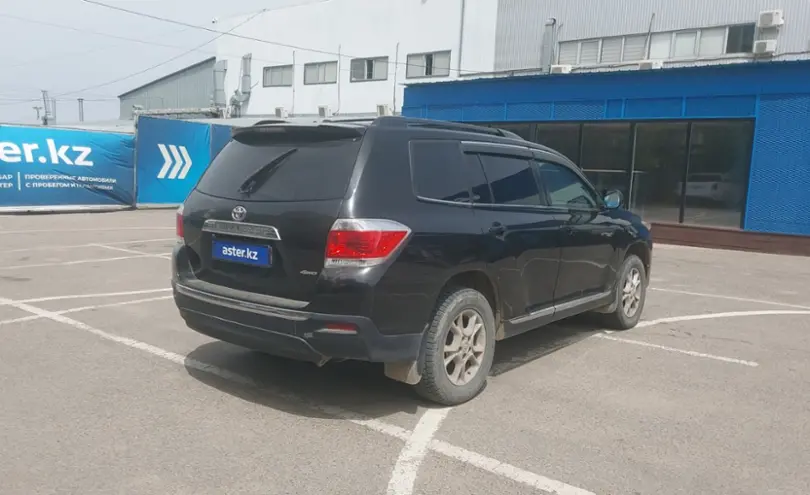 Toyota Highlander 2011 года за 13 000 000 тг. в Алматы фото 3