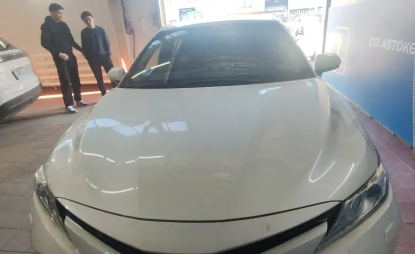 Toyota Camry 2019 года за 14 000 000 тг. в Астана фото 2