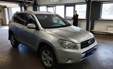 Toyota RAV4 2006 года за 6 300 000 тг. в Астана фото 2