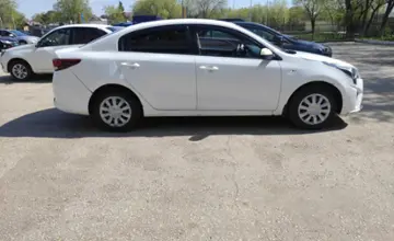 Kia Rio 2021 года за 6 000 000 тг. в Актобе фото 4