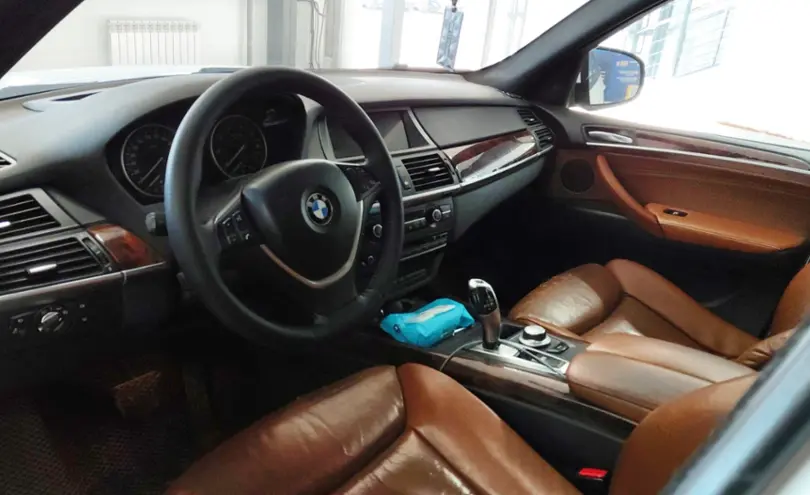 BMW X5 2007 года за 8 500 000 тг. в Астана фото 5
