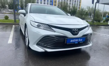 Toyota Camry 2019 года за 13 000 000 тг. в Шымкент фото 3