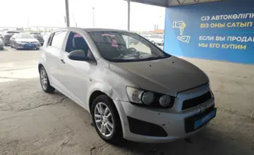 Chevrolet Aveo 2014 года за 2 600 000 тг. в Алматы фото 3