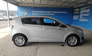 Chevrolet Aveo 2014 года за 2 600 000 тг. в Алматы фото 4