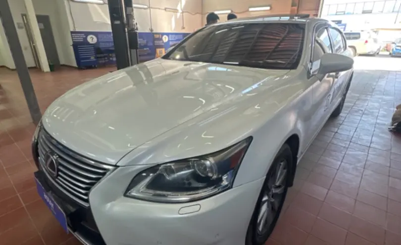 Lexus LS 2016 года за 16 500 000 тг. в Астана