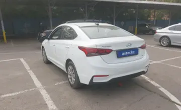 Hyundai Accent 2018 года за 6 500 000 тг. в Алматы фото 4