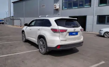 Toyota Highlander 2014 года за 10 700 000 тг. в Астана фото 4