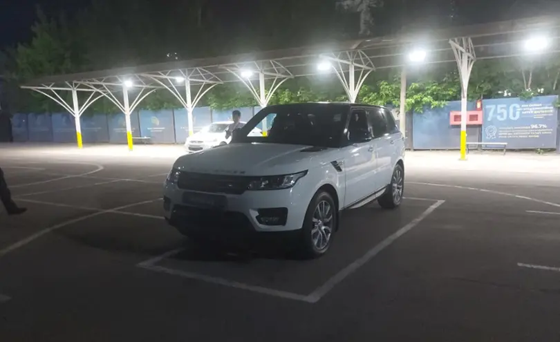 Land Rover Range Rover Sport 2015 года за 16 000 000 тг. в Алматы