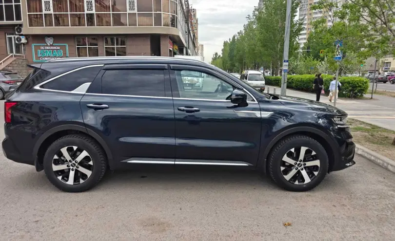 Kia Sorento 2022 года за 15 900 000 тг. в Астана фото 3
