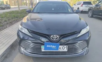 Toyota Camry 2019 года за 14 000 000 тг. в Астана фото 2