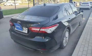 Toyota Camry 2019 года за 14 000 000 тг. в Астана