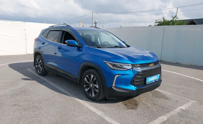 Chevrolet Tracker 2022 года за 8 000 000 тг. в Шымкент фото 2