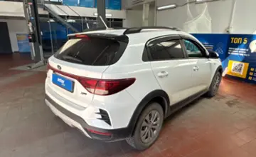 Kia Rio 2021 года за 7 500 000 тг. в Астана