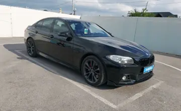 BMW 5 серии 2014 года за 12 000 000 тг. в Шымкент фото 2