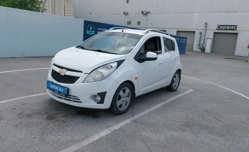 Chevrolet Spark 2011 года за 3 500 000 тг. в Шымкент