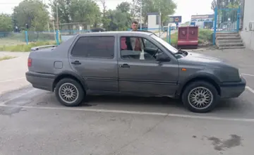 Volkswagen Vento 1992 года за 1 300 000 тг. в Тараз фото 4