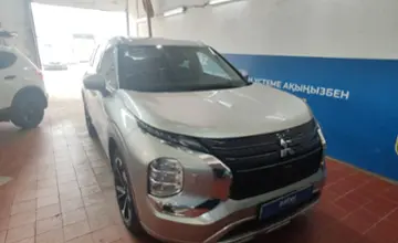 Mitsubishi Outlander 2022 года за 13 700 000 тг. в Астана фото 3