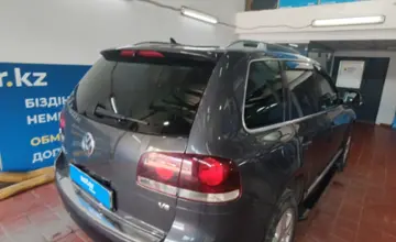 Volkswagen Touareg 2007 года за 5 800 000 тг. в Астана