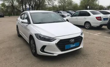 Hyundai Elantra 2018 года за 6 000 000 тг. в Актобе фото 3