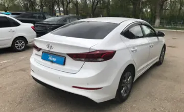 Hyundai Elantra 2018 года за 6 000 000 тг. в Актобе