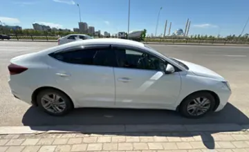 Hyundai Elantra 2019 года за 5 800 000 тг. в Астана фото 4