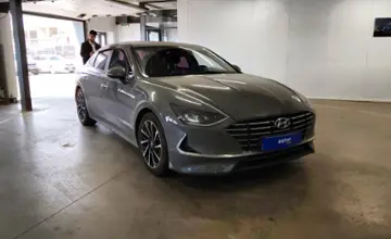 Hyundai Sonata 2019 года за 10 000 000 тг. в Астана фото 2