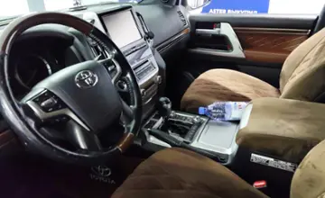 Toyota Land Cruiser 2018 года за 38 500 000 тг. в Астана фото 5