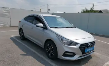 Hyundai Accent 2018 года за 5 500 000 тг. в Шымкент фото 2