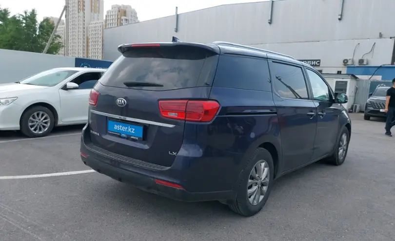 Kia Sedona 2019 года за 10 000 000 тг. в Шымкент фото 3