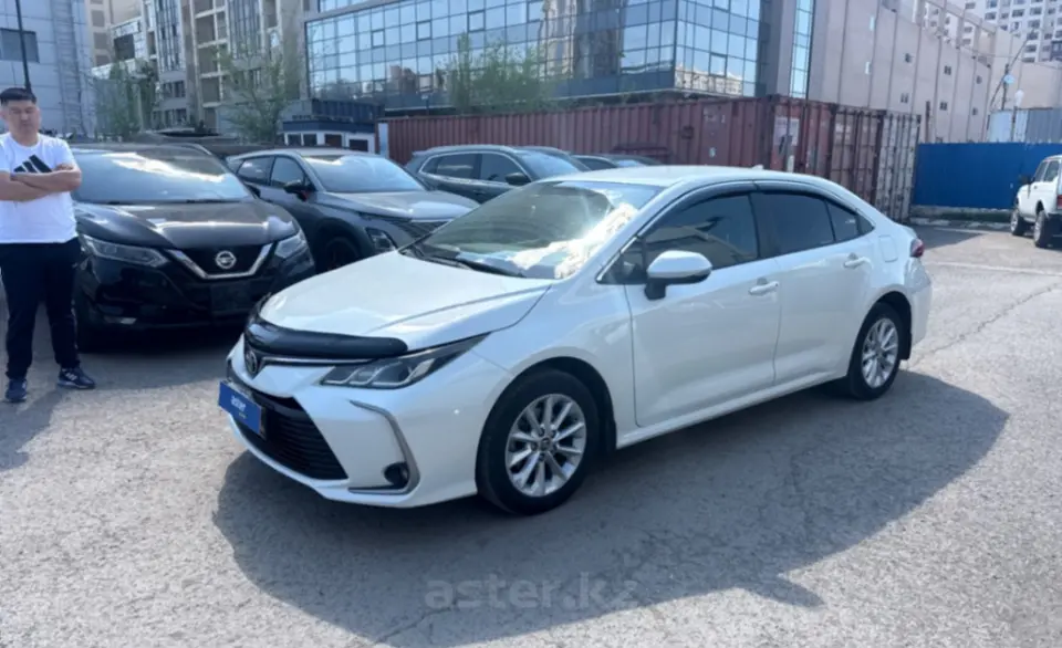 Toyota Corolla 2019 года за 8 500 000 тг. в Астана