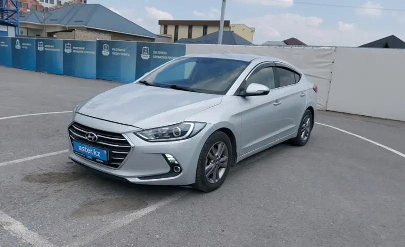 Hyundai Elantra 2018 года за 6 000 000 тг. в Шымкент