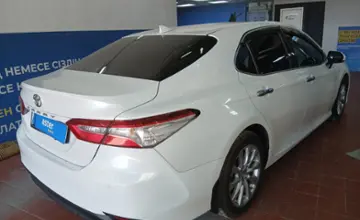 Toyota Camry 2018 года за 12 000 000 тг. в Астана