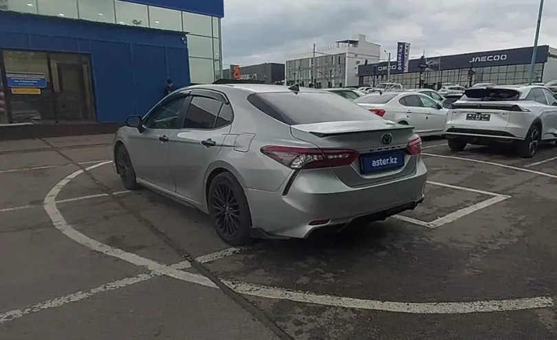Toyota Camry 2021 года за 14 000 000 тг. в Алматы фото 4