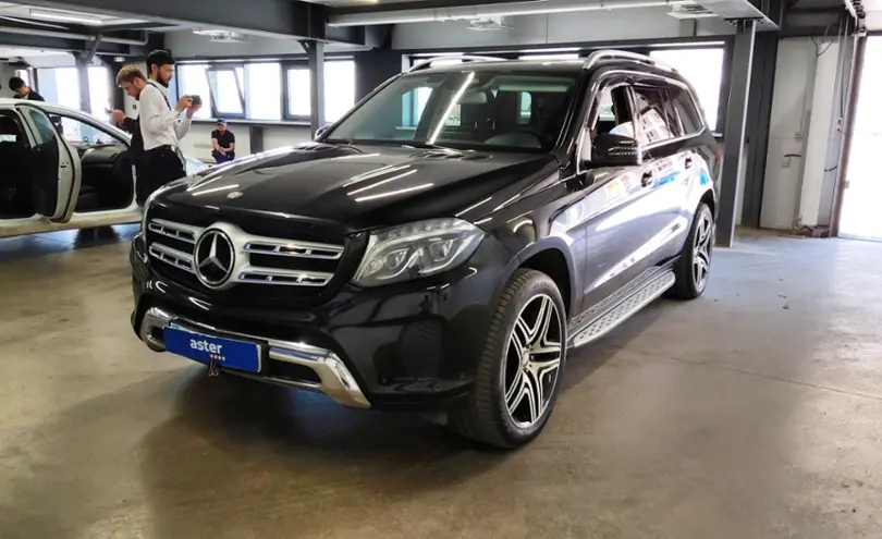 Mercedes-Benz GLS 2016 года за 25 000 000 тг. в Астана