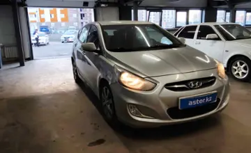 Hyundai Accent 2012 года за 4 100 000 тг. в Астана фото 2
