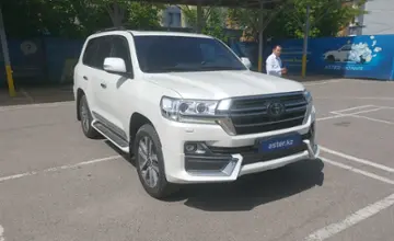 Toyota Land Cruiser 2020 года за 40 000 000 тг. в Алматы фото 2