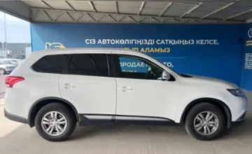 Mitsubishi Outlander 2015 года за 8 500 000 тг. в Алматы фото 4