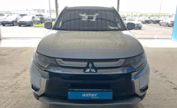 Mitsubishi Outlander 2015 года за 8 500 000 тг. в Алматы фото 2