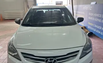 Hyundai Solaris 2015 года за 4 500 000 тг. в Астана фото 2