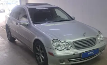 Mercedes-Benz C-Класс 2007 года за 2 500 000 тг. в Павлодар фото 3